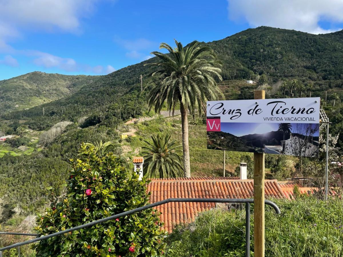 Holiday House Cruz De Tierno Agulo Bagian luar foto