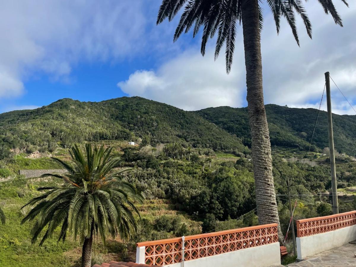 Holiday House Cruz De Tierno Agulo Bagian luar foto